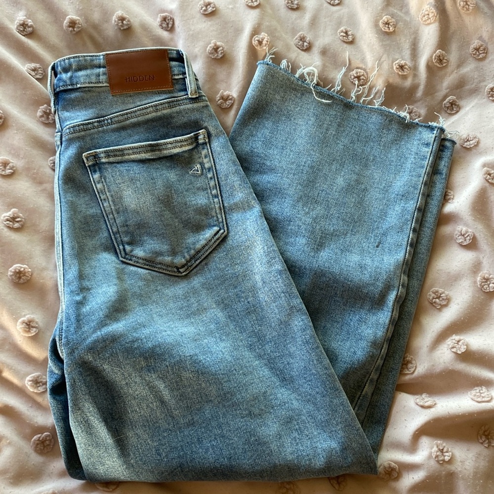 Hidden Jeans